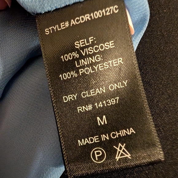 ASTR Blue Floral Long sleeve Ruffle Dress Sz M - Picture 7 of 7